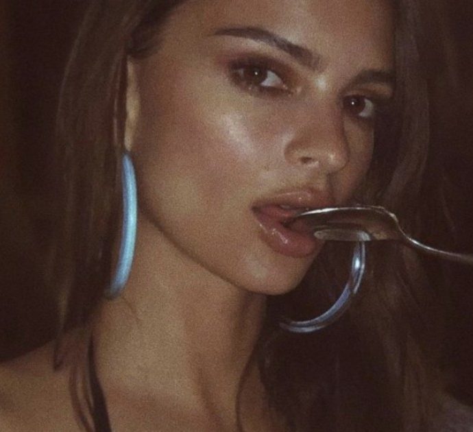 Emily Ratajkowski: “Il sesso di questa persona nella mia pancia? Lo dirà lui o lei a 18 anni”