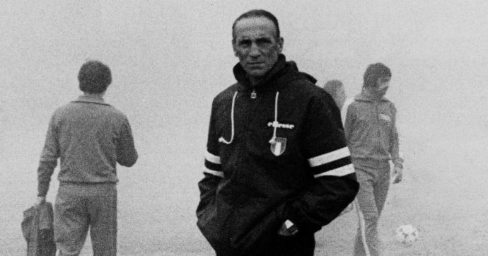 Dieci anni fa l’addio a Enzo Bearzot, il ct del Mundial che si commosse al ritorno nel paese natale (e aspetta un campetto col suo nome)