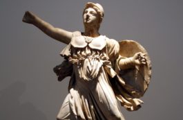 Copertina di Un po’ Atena, un po’ Oshun, un po’ Bastet: dalle dee abbiamo solo da imparare