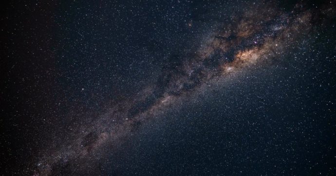 “Captato un misterioso segnale radio da Proxima Centauri”: gli scienziati “cacciatori di alieni” al lavoro per decodificarlo