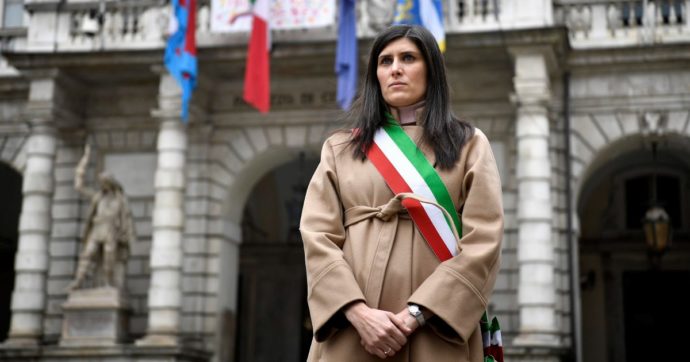 “Appendino sapeva di violare le regole” Per il gip lo provano i suoi rivali di Pd e Lega