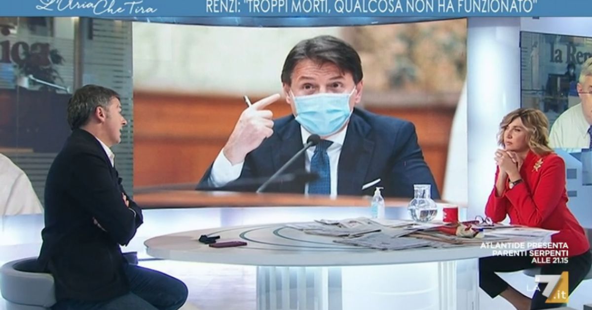 Renzi tiene aperto lo scontro con il governo: “Ritiro dei ministri? Tutto ancora sul tavolo. Ebbene dal metodo, ora dipende dal merito”