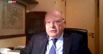 Copertina di Vaccino Covid, Galli a Sky Tg24: “Farlo è anche un dovere sociale per raggiungere la famigerata immunità di gregge che ci toglierà dal guaio”