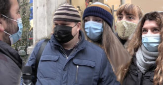 Copertina di Il 2021 sarà l’anno della svolta? “Sì, con il vaccino usciremo dal tunnel”. “Ma con i tempi dell’Italia non sarà semplice”. La vox di Italiani come noi