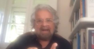 Copertina di “Farò tutti i vaccini in un’unica siringata”, l’irriverente videomessaggio natalizio di Beppe Grillo sul suo canale Youtube