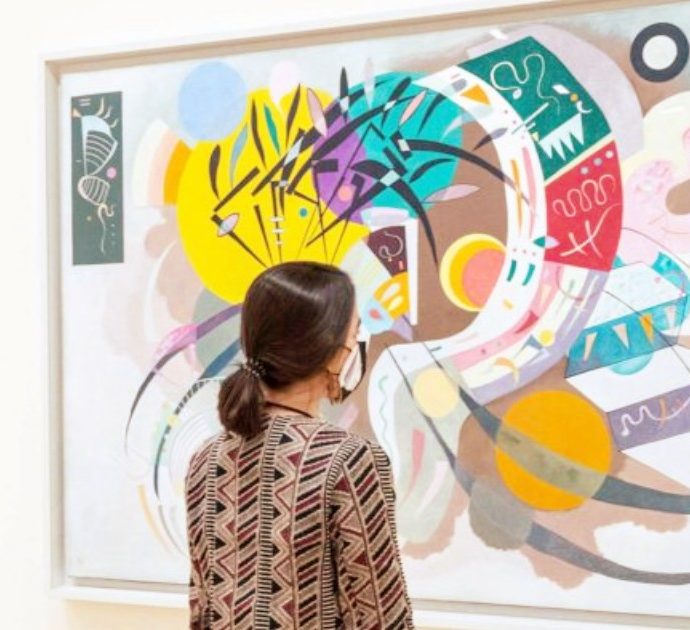 Mostre, Kandinsky nomade e rivoluzionario: il tour online nella mostra del Guggenheim di Bilbao