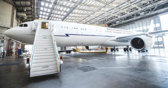 Air Force Renzi: “Voli abusivi, mancano le certificazioni Ue”