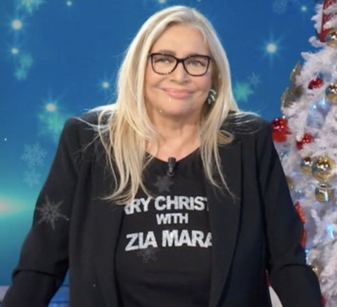 Domenica In, Mara Venier a Massimo Ranieri: “Ma quale sorella, ma salutame a soreta”. Lui: “Sono imbarazzato…”