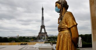 Covid, oltre 200mila contagi in Francia nelle ultime 24 ore: è il numero più alto delle ultime settimane