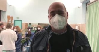 Copertina di Vaccino Covid, Zingaretti dall’ambulatorio: “Qui anche di domenica, nel Lazio numeri ottimi. Io lo farò quando sarà il mio turno”