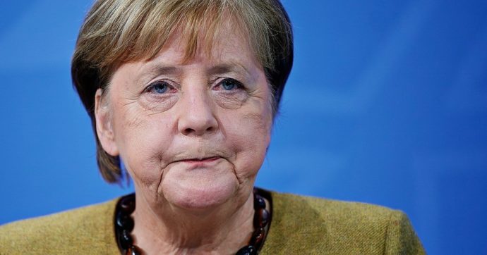 Covid, la Germania verso nuovo lockdown. Merkel: “Serve freno d’emergenza. Sputnik? Senza ok Ema possibile strada tedesca”