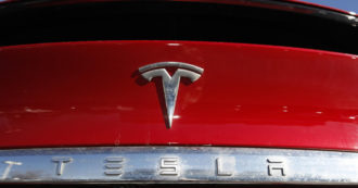Copertina di Tesla, dopo gli Stati Uniti anche la Cina: altri 1,6 milioni di veicoli richiamati