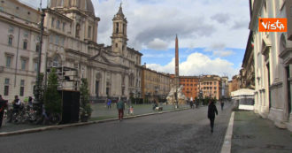 Epifania in piazza Navona senza Befana né mercatini: le immagini di Roma in zona rossa