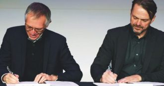 Copertina di Stellantis, quei mega-bonus ai manager Fca per lasciare il comando ai francesi di Psa