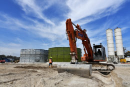 Copertina di Tap: il gas arriva. La società conferma, il sindaco di Melendugno smentisce