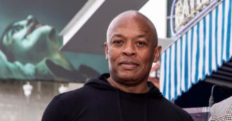 Copertina di Dr. Dre, ladri si intrufolano nella sua villa mentre è ricoverato in ospedale per aneurisma cerebrale