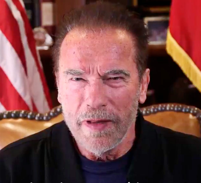 Arnold Schwarzenegger operato al cuore: “Mi hanno impiantato un peacemaker, ora sono come Terminator”