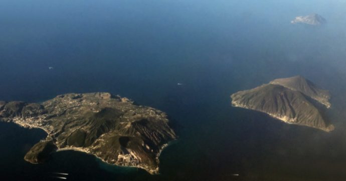Terremoto Calabria e Isole Eolie, scossa di magnitudo 3,2