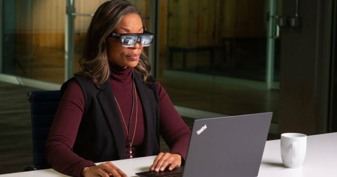 Lenovo ThinkReality A3, smart glasses per la produttività in realtà aumentata del futuro