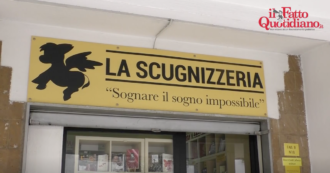 Copertina di Napoli, la casa editrice di Scampia pubblicherà un libro inedito di Stephen King sulle armi da fuoco. “Ora porteremo l’autore nel quartiere”