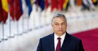 Copertina di Bruxelles prepara la procedura d’infrazione contro l’Ungheria per la legge anti-Lgbt: “Non resteremo a lungo senza agire”