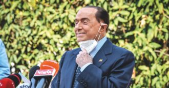 Copertina di Il soccorso azzurro: 14 o 16 senatori per evitare le urne