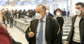 Copertina di “La Regione Calabria ha comprato mascherine senza gara da un’impresa legata alla ‘ndrangheta”: le carte dell’inchiesta di Gratteri