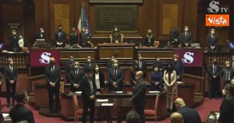 Copertina di Morte Macaluso, l’omaggio del Senato: un minuto di silenzio e un lungo applauso per lo storico dirigente del Pci