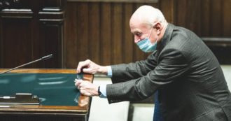 Copertina di Giallorosa in cura: il medico è Tabacci. Leghisti annichiliti