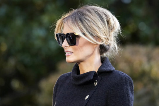 Melania è “l’Agente Trumpenko”: gli ucraini esaltano la first lady Usa dopo le rivelazioni di Trump sul suo sostegno a Kiev