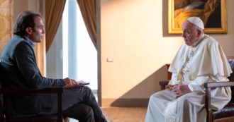 Copertina di “Vizi e virtù – Conversazione con Francesco”, sul Nove il dialogo tra Papa Bergoglio e don Marco Pozza: l’anticipazione – Video