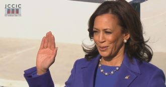 Copertina di Stati Uniti, Kamala Harris giura come vicepresidente: è la prima donna nella storia del Paese