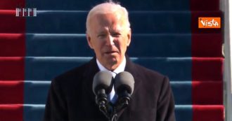 Copertina di Stati Uniti, Joe Biden chiede alcuni secondi di silenzio per le vittime di Covid durante la cerimonia d’insediamento