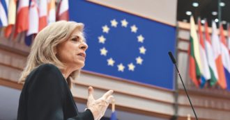 Copertina di Vaccino CureVac, l’Ue desecreta il contratto