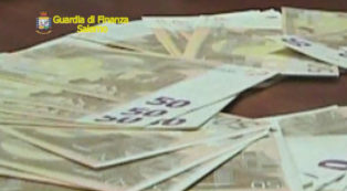 Copertina di Corruzione, oltre un indagato al giorno (sono 26 dall’inizio dell’anno)