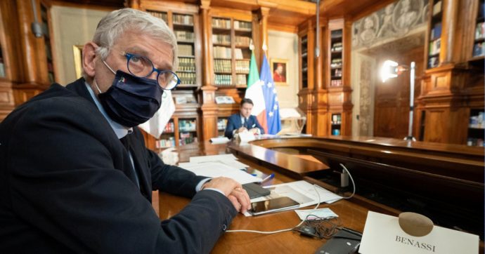 Servizi, la carta Benassi per “convincere” tutti