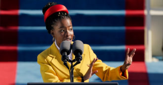 Copertina di ‘The hill we climb’ di Amanda Gorman: la poesia al servizio della rinascita