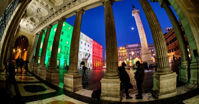 La “scatola” centrista c’è. Si spera in altri senatori