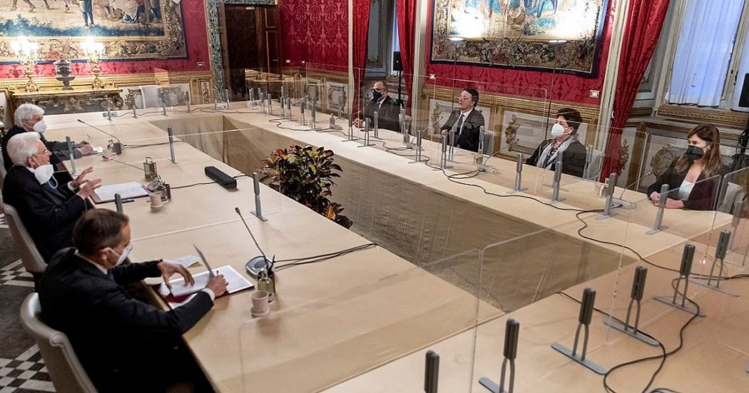 Consultazioni, la diretta – Zingaretti: “Pd sostiene Conte”. Renzi: prima mandato esplorativo a un’altra persona. Il premier telefona ai leader di maggioranza