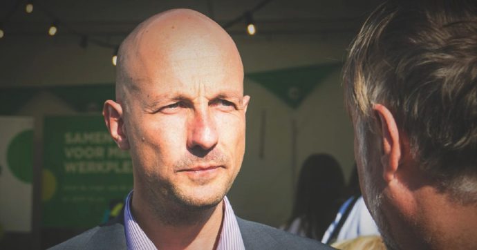 “Accordi con le aziende: la Commissione s’è fatta fregare così”