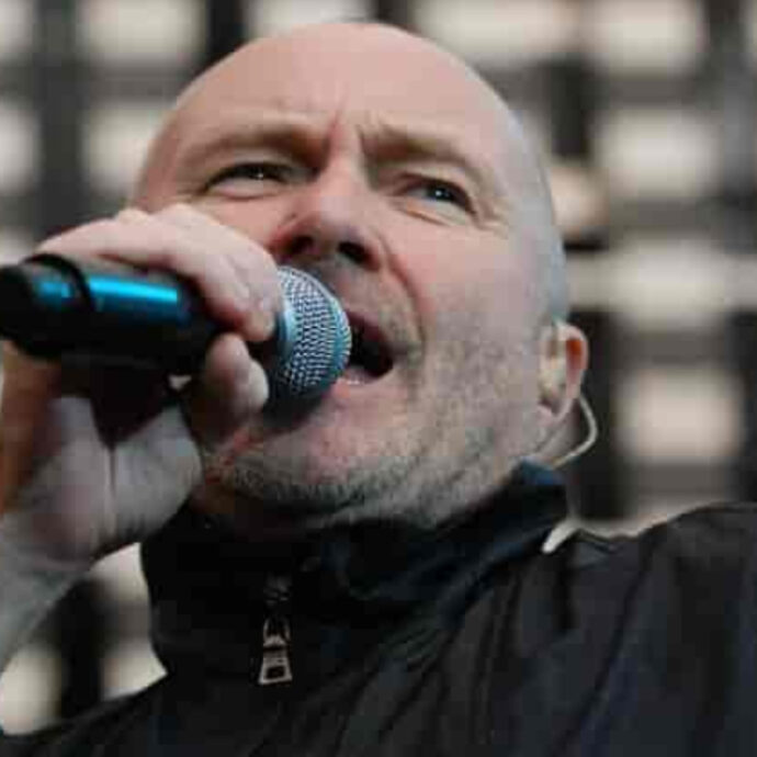 “Sono quasi morto, mia figlia piangeva al mio capezzale. I miei reni erano compromessi per l’alcol. Passo le giornate a guardare video sui serial killer”: lo confessa Phil Collins