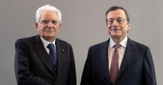 Copertina di I giornali degli Elkann tifano Draghi premier: “Preallertato dal Colle”. Quirinale smentisce: “Mai sentito da quando è iniziata la crisi”