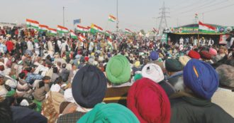 Copertina di Gli agricoltori protestano, Modi stacca di nuovo Internet