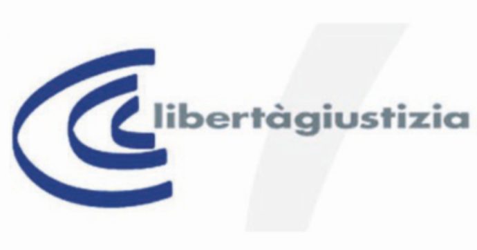 Cari onorevoli renziani, ora è il momento di lasciarlo solo