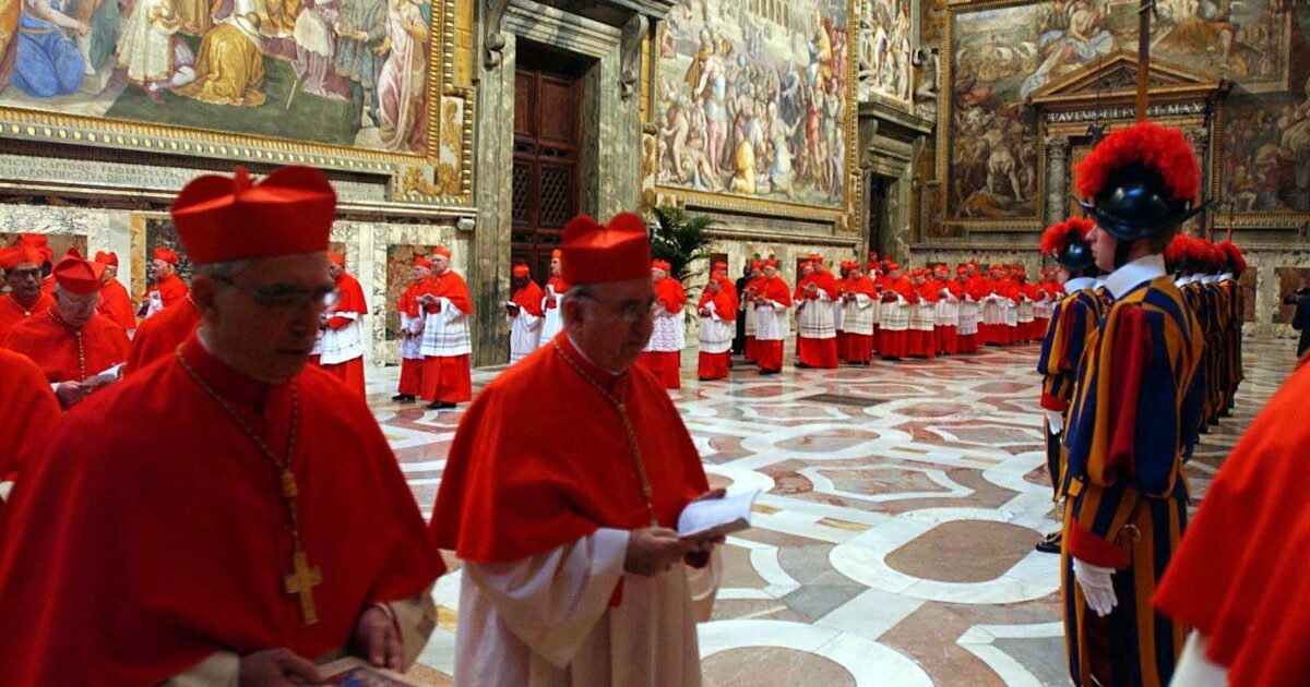 Il Conclave in tv: come funziona, dove e come seguirlo. Dal primo segnale di fumo in diretta “a schiaffo”, al cambio dei palinsesti Il Conclave in tv: come funziona, dove e come seguirlo. Dal primo segnale di fumo in diretta “a schiaffo”, al cambio dei palinsesti