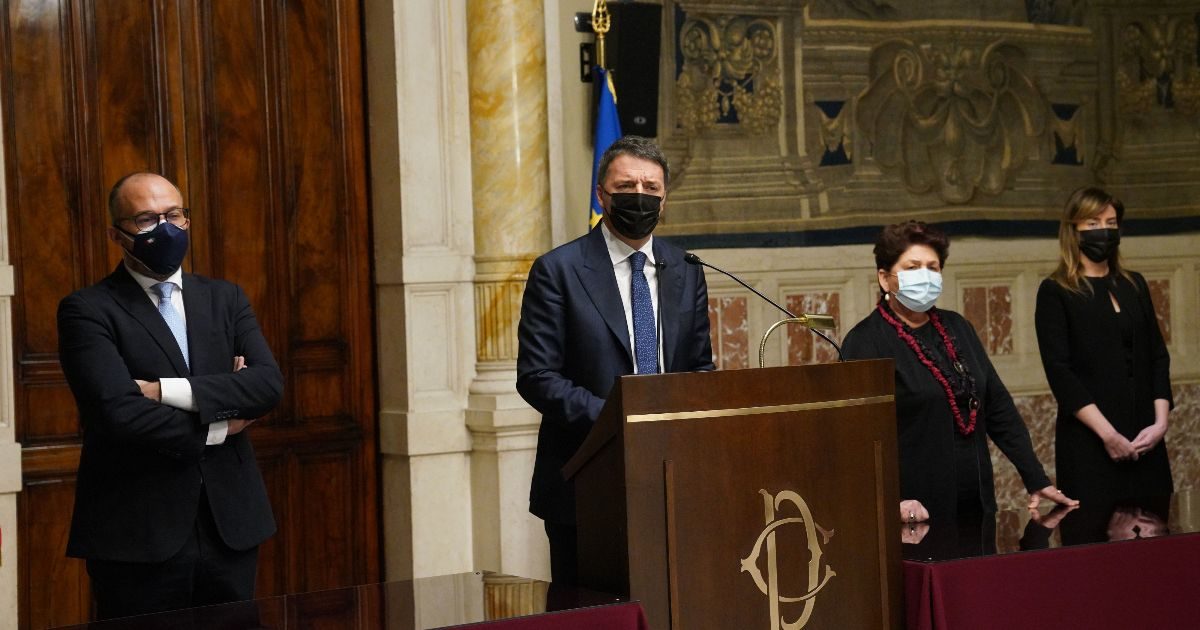 Tavolo sul programma, guerra di posizione sui temi. Italia viva ripropone il Mes, i 5 stelle fanno muro. Scontro anche sul patto scritto