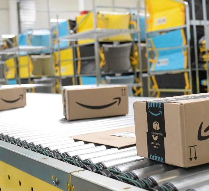 “Compro 200 tonnellate di pacchi di Amazon e li rivendo a 4 euro al chilo senza sapere cosa ci sia dentro, così fatturo 9,5 milioni all’anno. Non li spacchetto mai, ecco poi che fine fanno”: parla Roberto Zaltieri