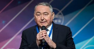 Emilio Carelli lascia il Movimento 5 stelle: “Mi propongo come aggregatore di una componente moderata di centrodestra”
