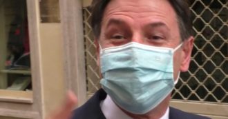 Copertina di Governo, Giuseppe Conte esce di casa: “Cosa dirò a Draghi? Lo saprà lui in anteprima”