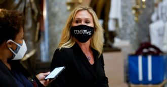 Copertina di Il Gop diviso da Greene, la deputata fan di QAnon